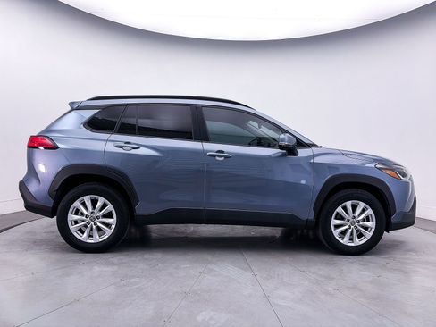 Used 2022 Toyota Corolla Cross LE FWD image 36