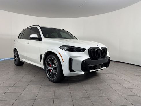 New 2026 BMW X5 xDrive40i w/ M Sport Package AWD/4WD image 7