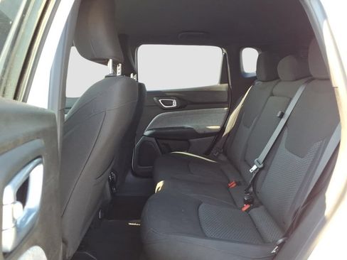 Used 2025 Jeep Compass Sport w/ Mopar Graphics Package AWD/4WD image 11