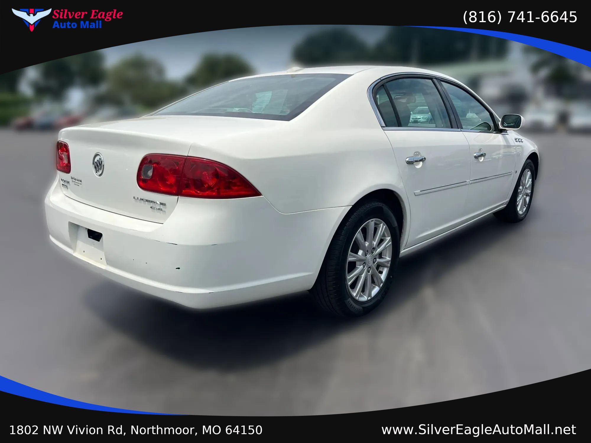 Used 2009 Buick Lucerne CXL FWD image 2