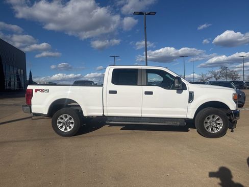 Used 2020 Ford F250 XL w/ STX Appearance Package image 2