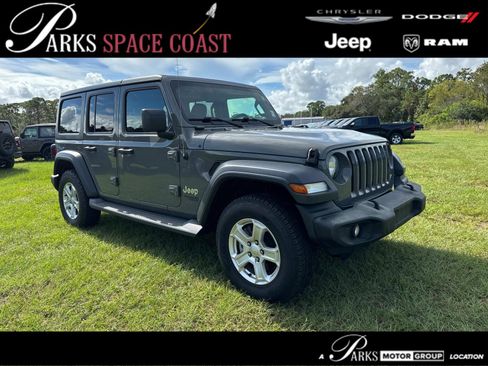 Used 2019 Jeep Wrangler Unlimited Sport S image 1