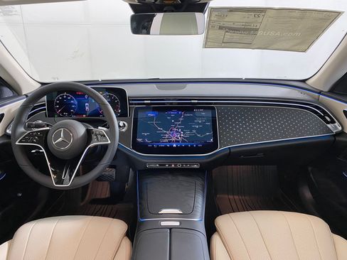 Used 2026 Mercedes-Benz E 350 4MATIC Sedan image 15