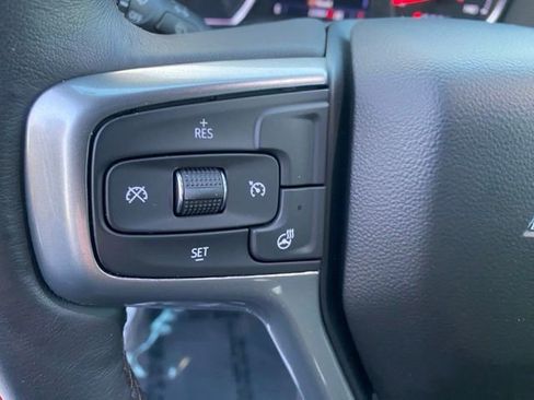 Used 2022 Chevrolet Silverado 1500 LT w/ Z71 Off-Road Package image 19