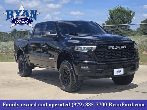 Used 2026 RAM 1500 Big Horn AWD/4WD image 2