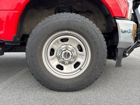 Used 2020 Ford F350 XL w/ Power Equipment Group AWD/4WD image 11