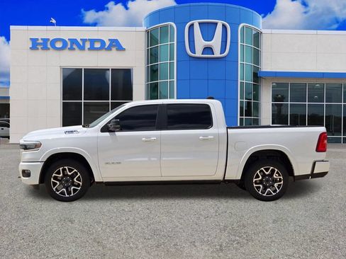 Used 2025 RAM 1500 Laramie w/ Laramie Southwest Edition AWD/4WD image 6