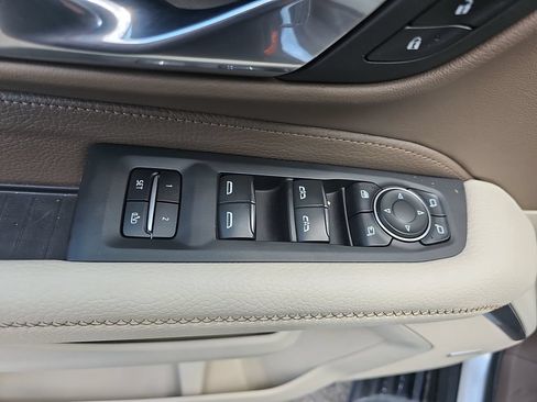 Used 2023 GMC Yukon XL Denali w/ Denali Reserve Package AWD/4WD image 35