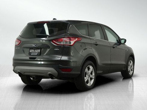 Used 2015 Ford Escape SE image 5