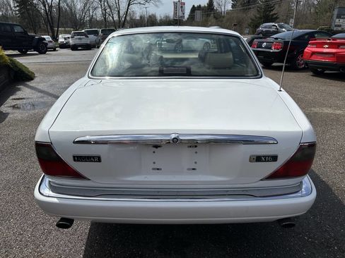 Used 1997 Jaguar XJ6 RWD image 5