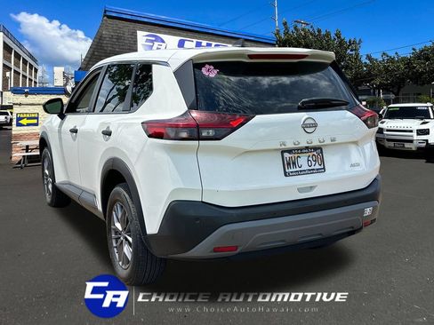 Used 2023 Nissan Rogue S AWD/4WD image 5
