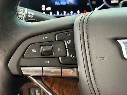 Used 2023 Cadillac Escalade Sport Platinum w/ LPO, ONYX Package AWD/4WD image 23