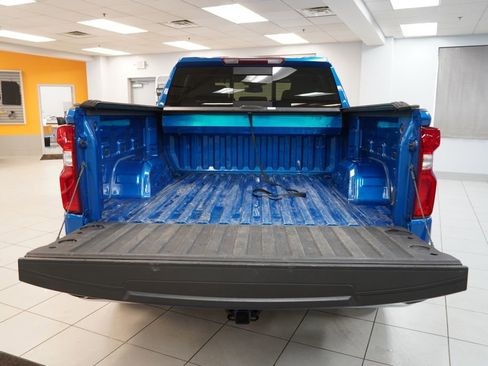 Used 2022 Chevrolet Silverado 1500 LTZ w/ LTZ Convenience Package II image 9