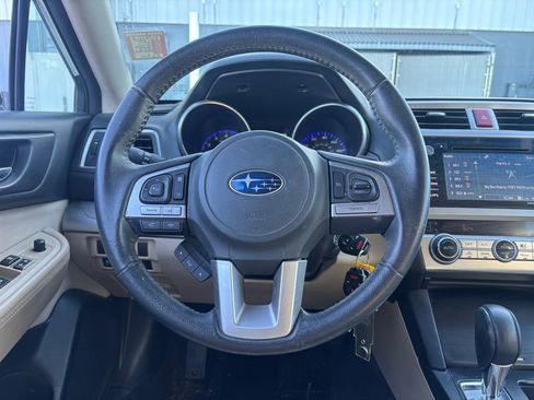 Used 2017 Subaru Outback 2.5i Premium image 6