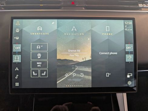 Used 2025 Land Rover Range Rover Sport Dynamic SE image 19