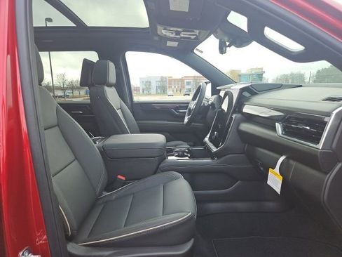 New 2026 GMC Yukon Elevation w/ Elevation Premium Package image 22