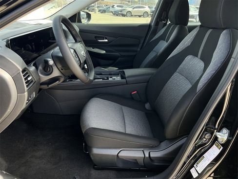 New 2026 Nissan Sentra SV image 13