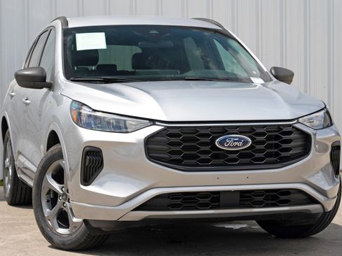 Used 2024 Ford Escape ST-Line w/ Tech Pack #1 image 2