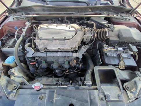 Used 2013 Honda Accord Touring image 18