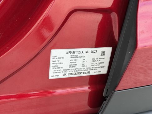 Used 2023 Tesla Model X Plaid image 24