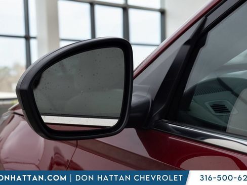 Used 2025 Nissan Altima 2.5 SV FWD image 24