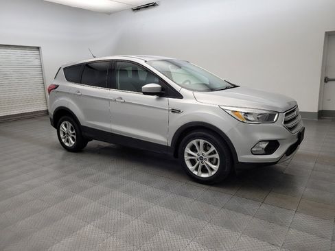 Used 2019 Ford Escape SE FWD image 11