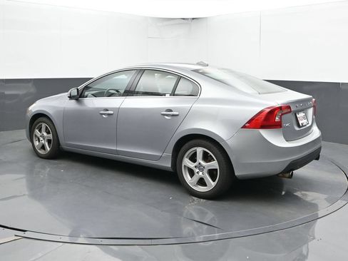 Used 2013 Volvo S60 T5 FWD image 9