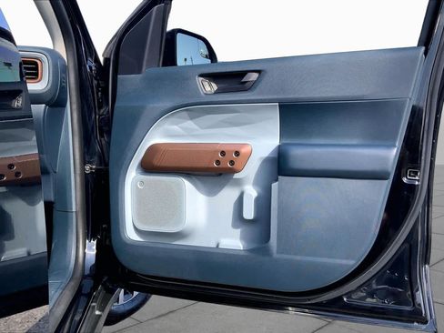 Certified 2022 Ford Maverick Lariat FWD image 21