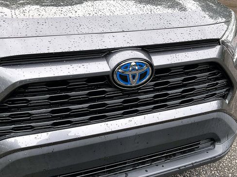 Used 2024 Toyota RAV4 LE image 30