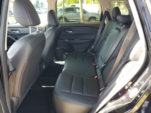 Certified 2023 Nissan Rogue SL w/ SL Premium Package FWD image 11