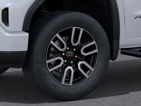 New 2026 GMC Sierra 1500 AT4 w/ Technology Package AWD/4WD image 9