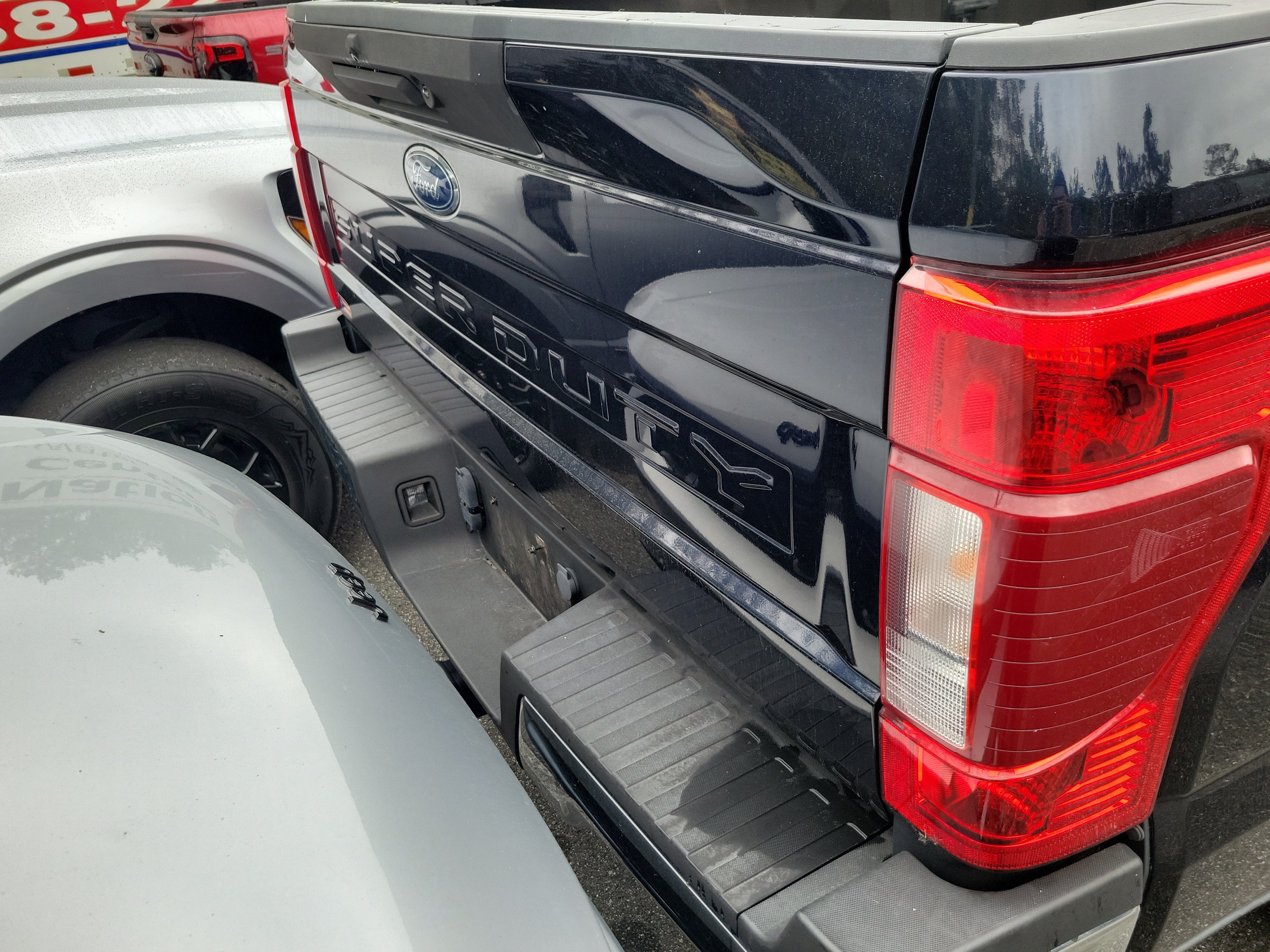 Used 2021 Ford F250 XL w/ STX Appearance Package AWD/4WD image 8
