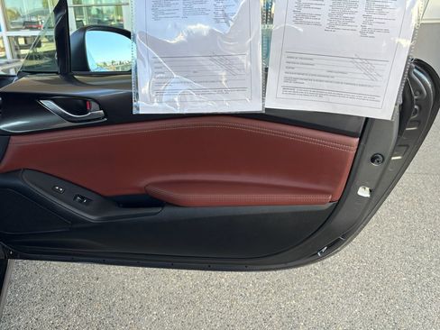 Used 2019 MAZDA MX-5 Miata RF Grand Touring RWD image 24