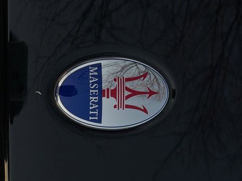 Used 2020 Maserati Levante image 15