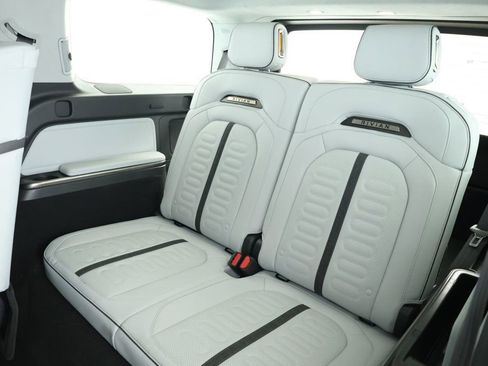 Used 2024 Rivian R1S Adventure image 23