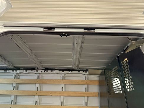 Used 2024 GMC Savana 2500 w/ Driver Convenience Package image 21