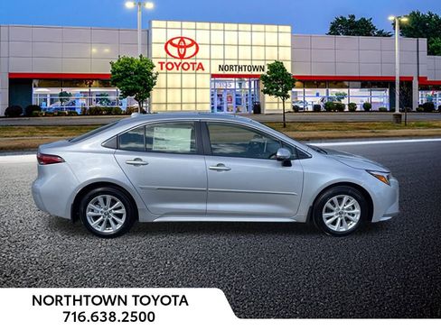 New 2025 Toyota Corolla XLE image 7