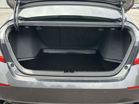 Used 2019 Honda Accord Touring image 8