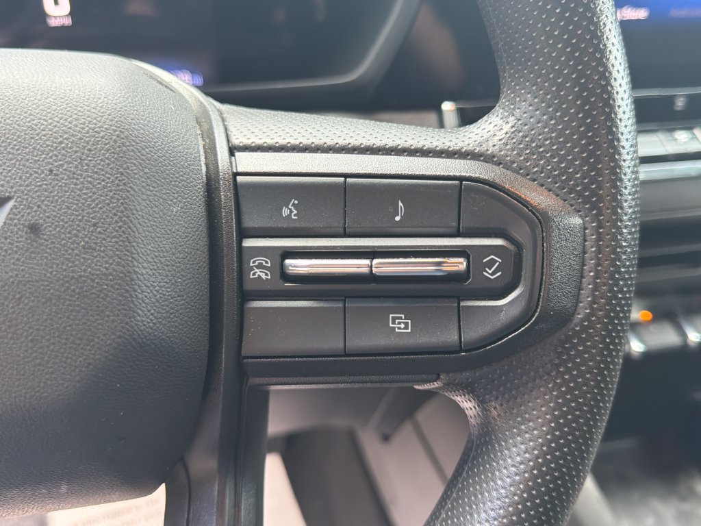 Used 2023 Chevrolet Colorado W/T w/ Safety Package RWD image 20