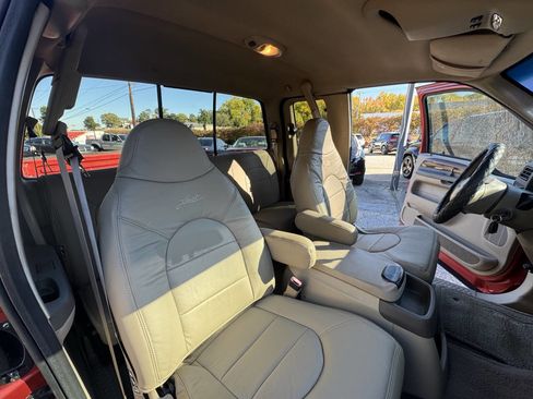 Used 2000 Ford F250 Lariat image 16