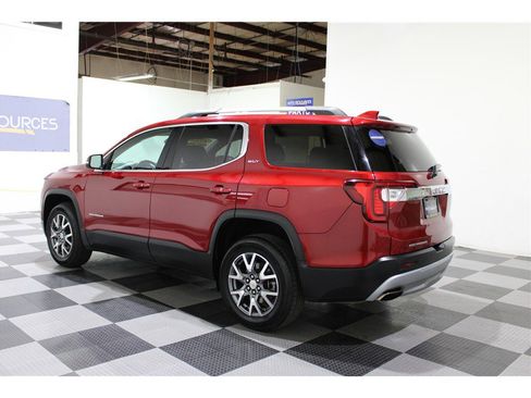 Used 2023 GMC Acadia SLT image 6