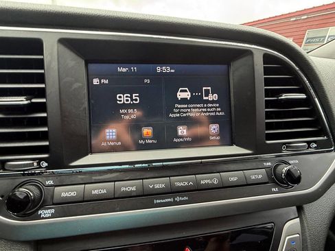 Used 2018 Hyundai Elantra SEL image 23