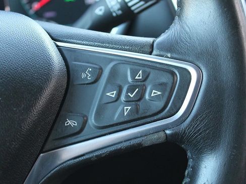 Used 2018 Chevrolet Equinox LT FWD image 26