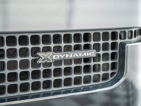 Used 2022 Land Rover Defender 110 X-Dynamic HSE image 12