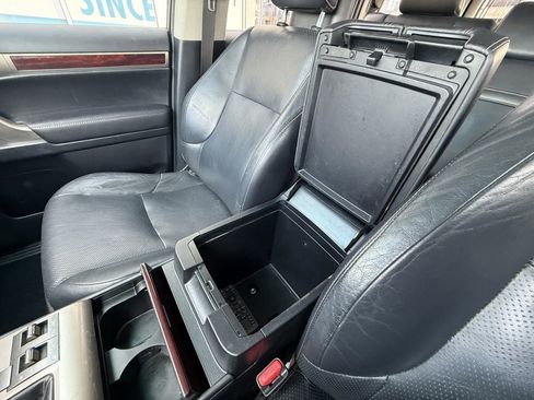 Used 2011 Lexus GX 460 Premium image 27