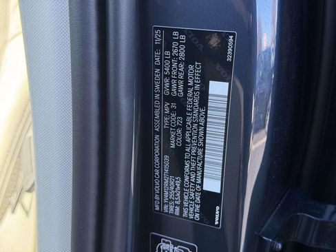 New 2026 Volvo XC60 B5 Ultra w/ Protection Package Premier image 25