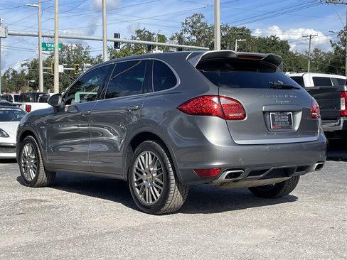 Used 2014 Porsche Cayenne Diesel Platinum Edition image 17