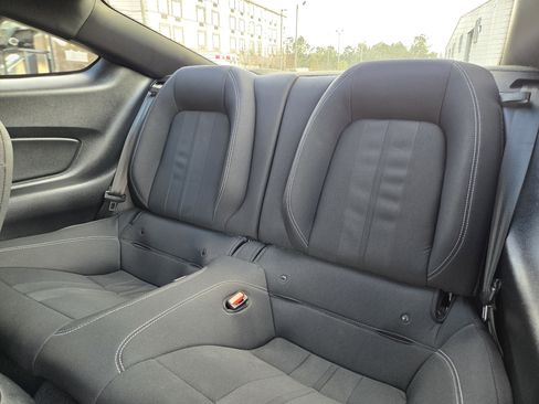 Certified 2022 Ford Mustang Coupe image 15