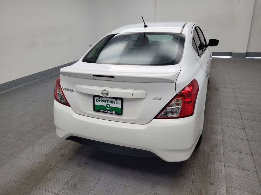 Used 2019 Nissan Versa SV FWD image 7