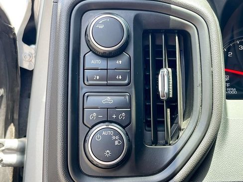 Used 2024 Chevrolet Silverado 1500 Custom Trail Boss AWD/4WD image 10